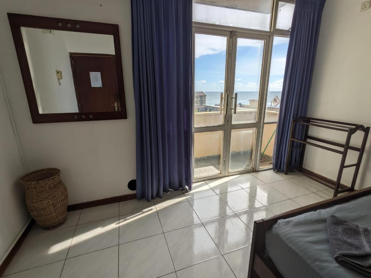Palmyrah Residencies Otel Kolombo Dış mekan fotoğraf