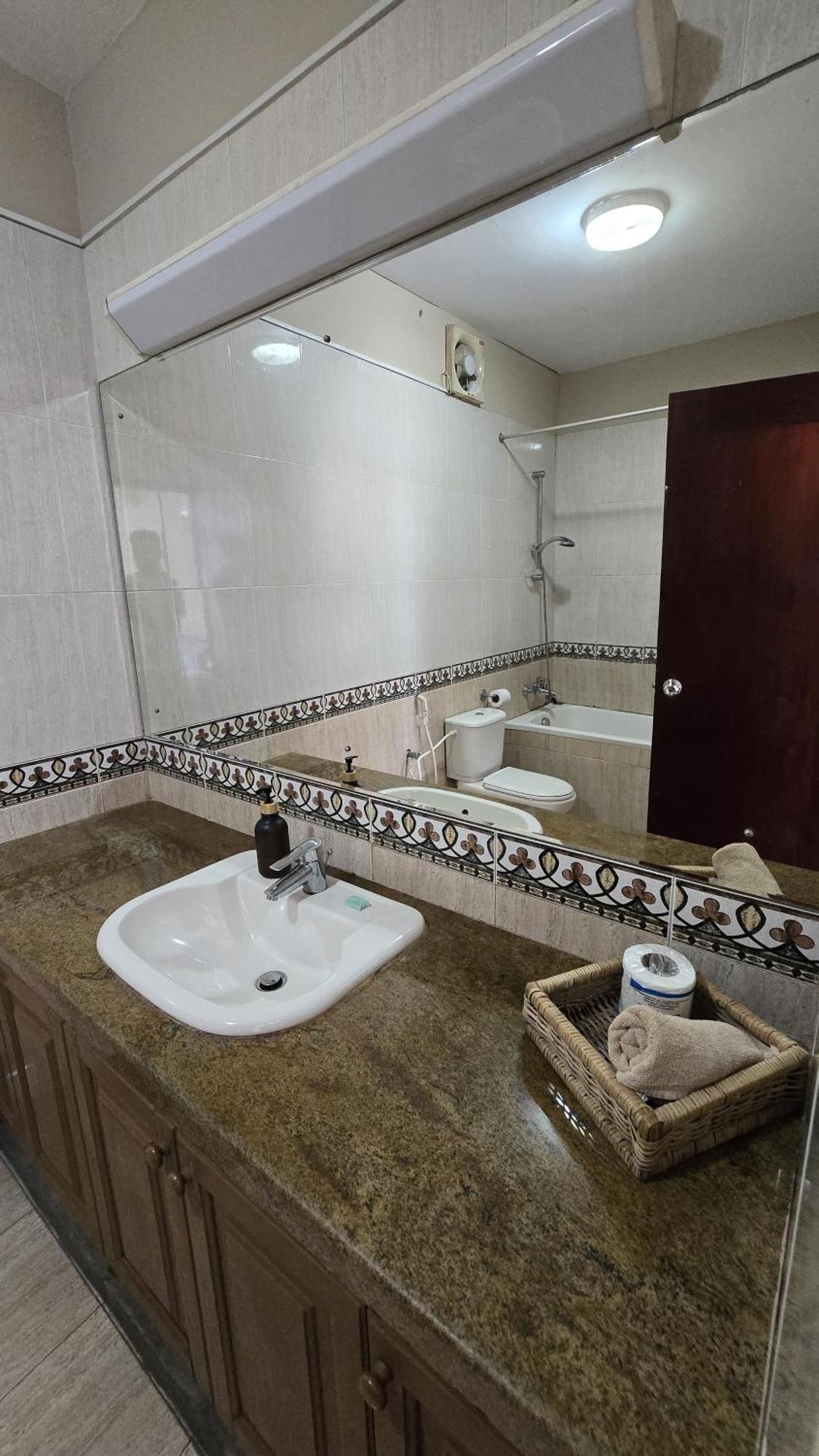 Palmyrah Residencies Otel Kolombo Dış mekan fotoğraf