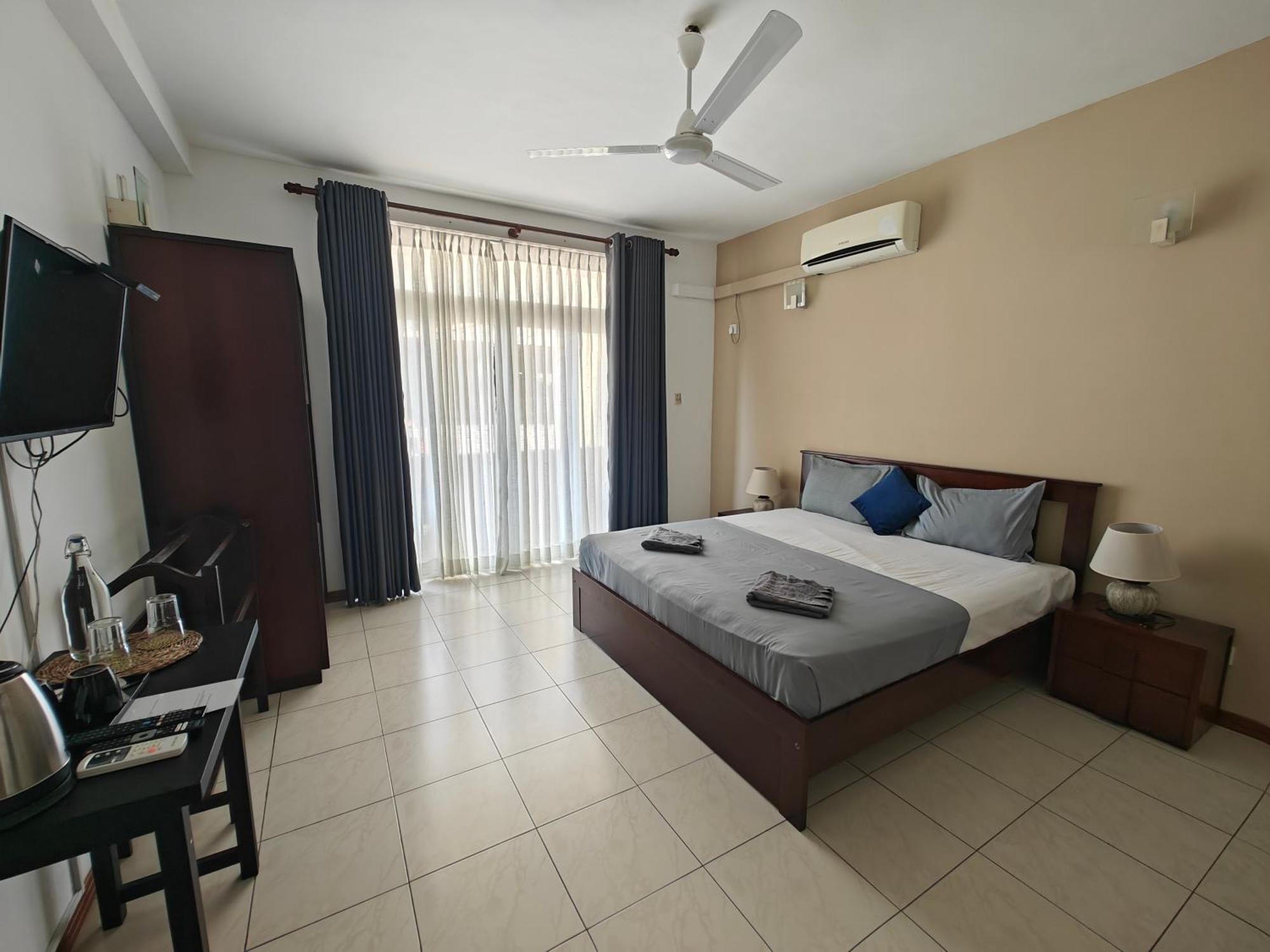 Palmyrah Residencies Otel Kolombo Dış mekan fotoğraf
