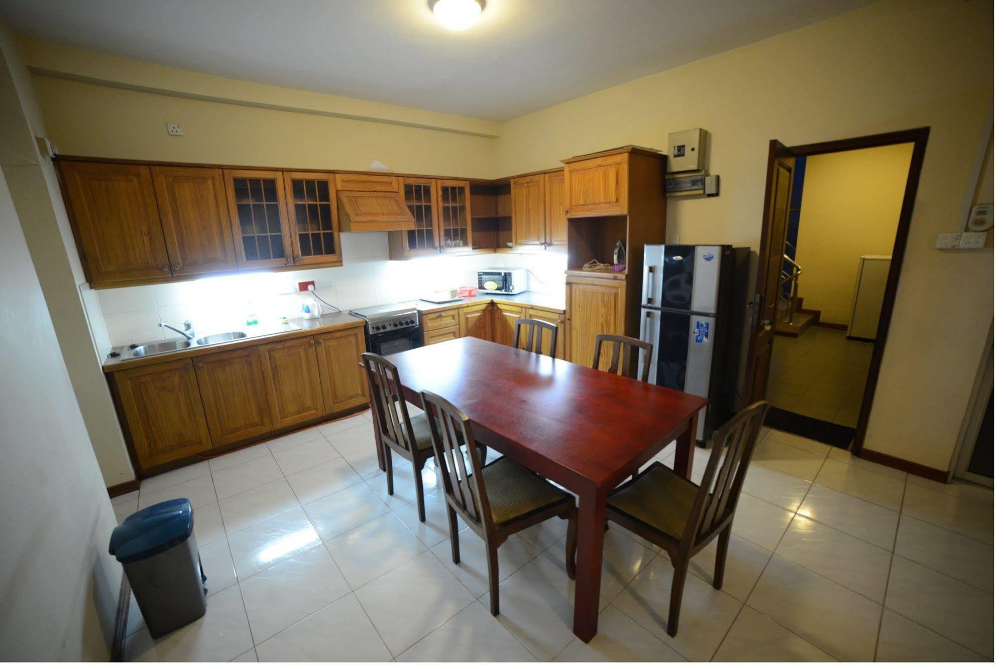 Palmyrah Residencies Otel Kolombo Dış mekan fotoğraf